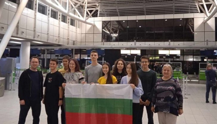 Светослав Арабов е ученик в Математическата гимназия във Варна