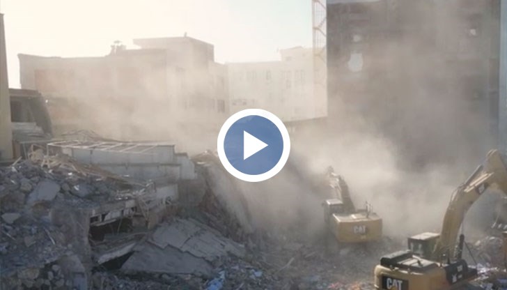 Турските власти отричат, че токсичният прах азбест се носи навсякъде и засяга милиони хора