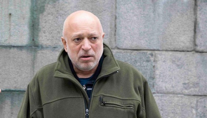 Не знам как ДБ позволява Министерството на културата да бъде предадено в ръцете на ГЕРБ, обидно е, коментира бившият служебен министър на културата