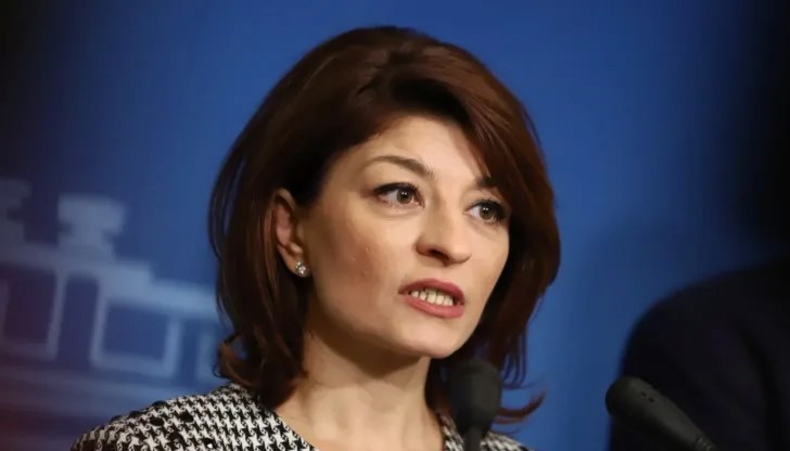 Това е предупреждение към колегите ни да прочетат управленската програма, каза тя Това е предупреждение към колегите ни да прочетат управленската програма, каза тя