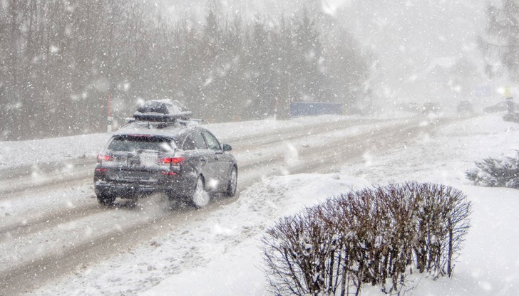 Населените места на територията на общините Борово, Ветово и Две могили са с нарушено електрозахранване и водоподаване Населените места на територията на общините Борово, Ветово и Две могили са с нарушено електрозахранване и водоподаване