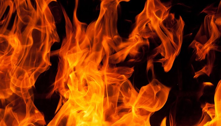 Причината е възникнал пожар Причината е възникнал пожар