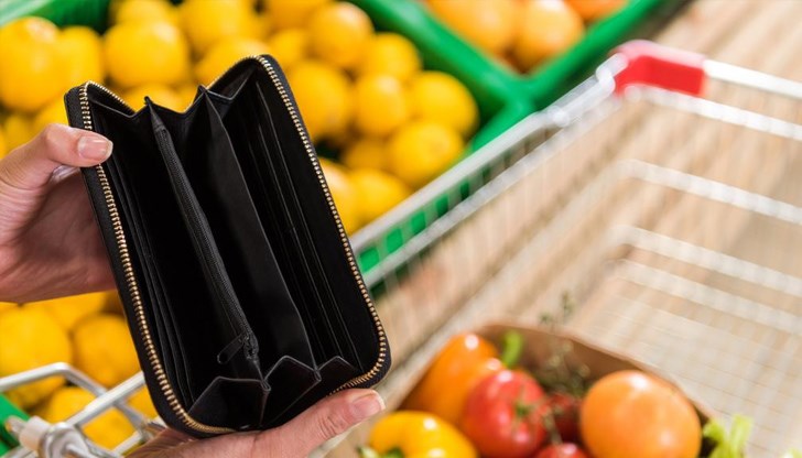 Пазарът се стабилизира, това е тенденция, започнала още от май месец, заяви Владимир Иванов от ДКСБТ Пазарът се стабилизира, това е тенденция, започнала още от май месец, заяви Владимир Иванов от ДКСБТ