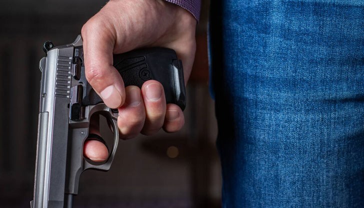 Преди това между 29-годишната жена и бившия ѝ съпруг е възникнал скандал