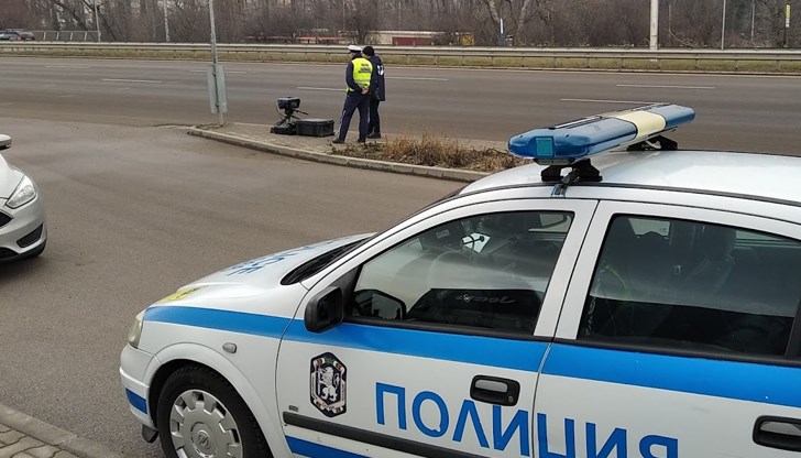 Съгласно НК съдът отнема в полза на държавата моторното превозно средство, послужило за извършване на престъплението