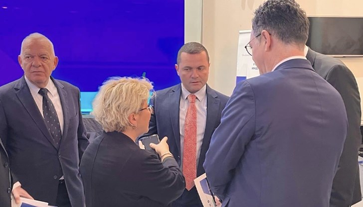 Днес в Русе се проведе Българо-румънска конференция Днес в Русе се проведе Българо-румънска конференция