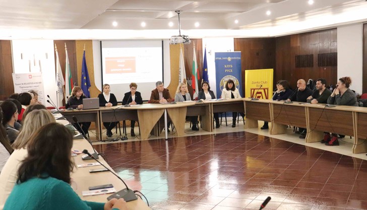 97 дела за домашно насилие са заведени в Русе, стана ясно на кръгла маса в Областна администрация