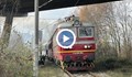 Локомотив на влак се запали на гара "Тулово"