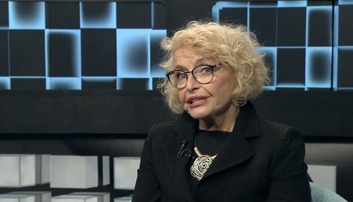 Трябва бунт, поне за да можем спокойно да дишаме, категорична е певицата