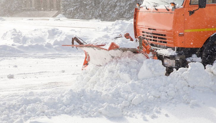 Останалите пътища и проходи на територията на област Стара Загора са почистени и отворени за ползване при зимни условия