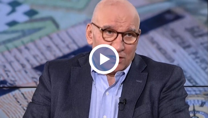 Махането на паметника е много по-лесно от ремонтирането на цялата пътна мрежа на София, коментира финансистът