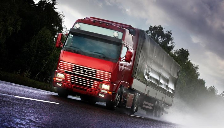 Тежкотоварните автомобили ще се пренасочват по обходен маршрут Тежкотоварните автомобили ще се пренасочват по обходен маршрут