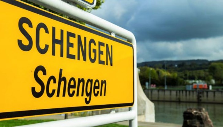 Брюксел се ангажира да работи за отпадане на проверките и по сухопътните граници в Шенгенското пространство