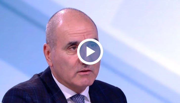 Алексей Петров е държал политически лидери в зависимост, а конституционни съдии бяха авангард зад номинацията му за президент. Един от тях е Янаки Стоилов, коментира той