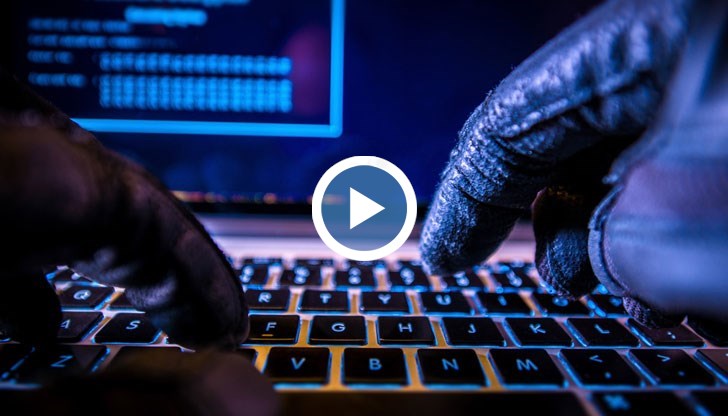 Застрашени са декемврийските заплати на хиляди държавни служители