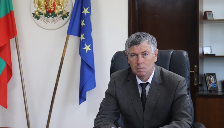 То е въпрос единствено на нашите постъпки, каза областният управител в коледно-новогодишно обръщение към русенци То е въпрос единствено на нашите постъпки, каза областният управител в коледно-новогодишно обръщение към русенци