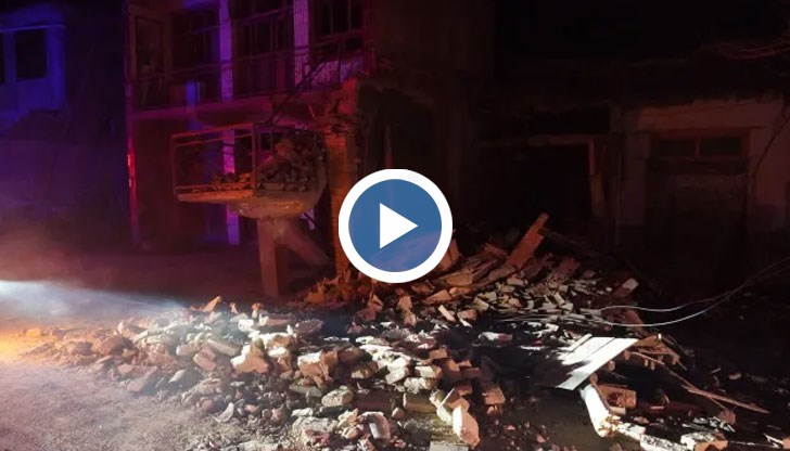 Властите в окръг Джишишан съобщиха, че около 186 души са ранени, като 4782 къщи са повредени