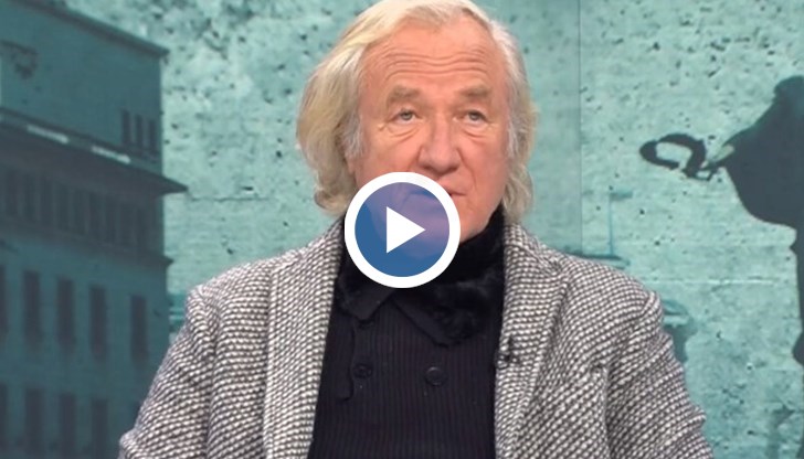 Няма здрав разум в съществуването на Паметникът на Съветската армия в центъра на София, допълни журналистът