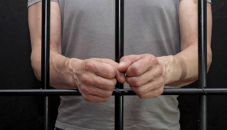 Обвиненият е съден и преди за изнасилване Обвиненият е съден и преди за изнасилване