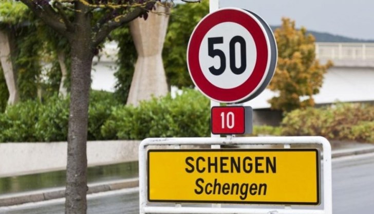 В момента не се водят преговори за отваряне и на сухопътните шенгенски граници