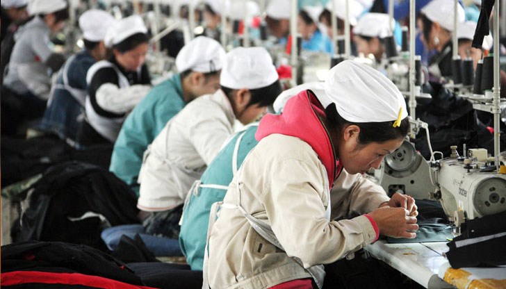 Сред подложените на принудителен труд са уйгури и представители на други малцинства в Китай, посочват американските власти
