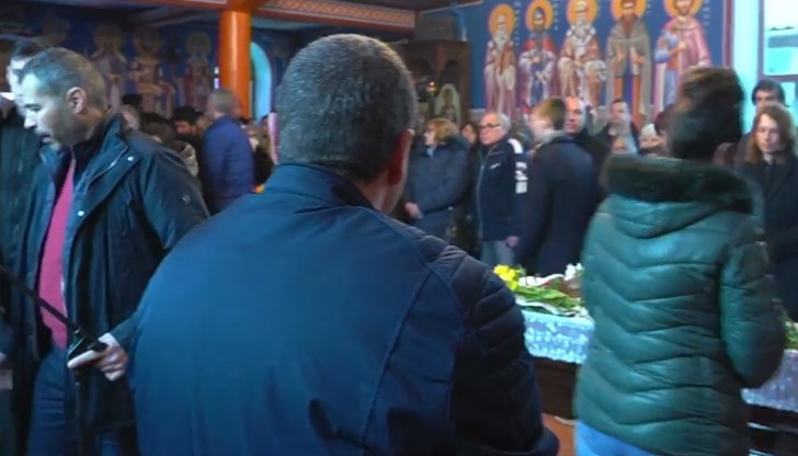 Опечалените трудно намираха думи да изразят своите чувства