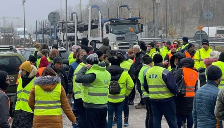 Протестиращите настояват за 20% ръст на възнагражденията в агенцията