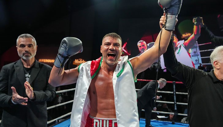 Българинът записа 18-та победа на професионалния ринг Българинът записа 18-та победа на професионалния ринг