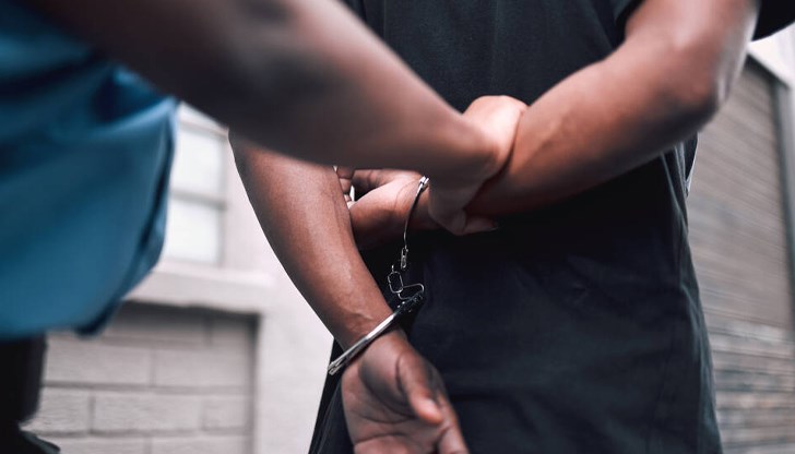 21-годишният Лоренцо е арестуван при автомобилна проверка