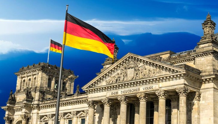 Дори и без Унгария, останалите 26 държави от ЕС биха могли да действат