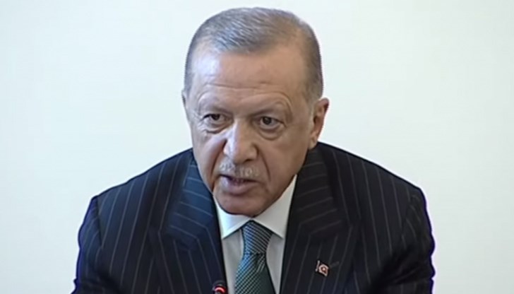 Защо не публикуват заглавия за убитите журналисти?, пита турският президент Защо не публикуват заглавия за убитите журналисти?, пита турският президент