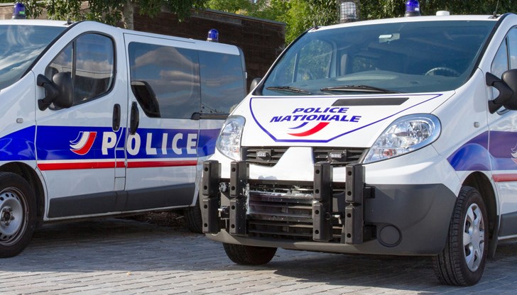 Валентин е заподозрян, че е застрелял родителите си и е подпалил дома им Валентин е заподозрян, че е застрелял родителите си и е подпалил дома им