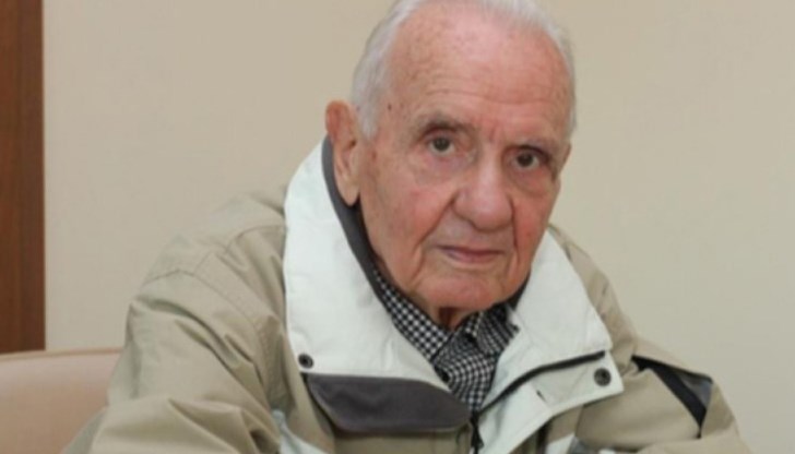 Легендарният спортен журналист почина на 96 години Легендарният спортен журналист почина на 96 години