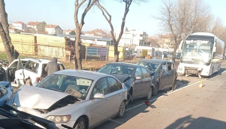 За щастие в автобуса е нямало пътници