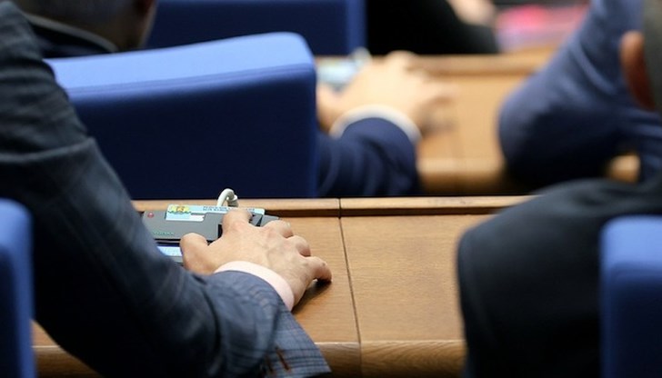 След критики конституционалистите изключиха председателя на ВКС от този списък