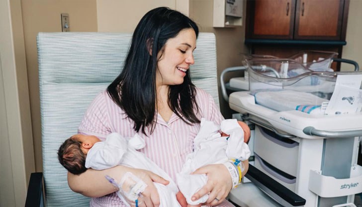 Шансовете за забременяване в двете матки са били "едно на милион" Шансовете за забременяване в двете матки са били "едно на милион"