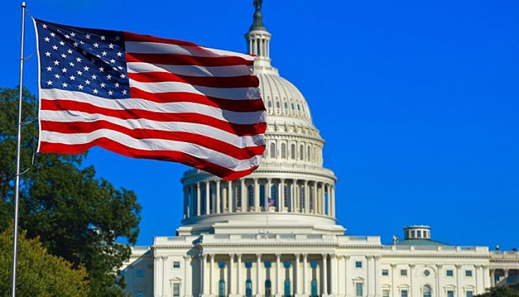 Информация за секс скандала е изтекла от частен групов чат за гей мъже в политиката