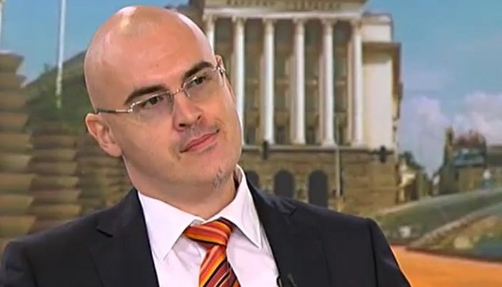 Името на почетния ни консул на Барбадос нашумя покрай партия "Има такъв народ" Името на почетния ни консул на Барбадос нашумя покрай партия "Има такъв народ"