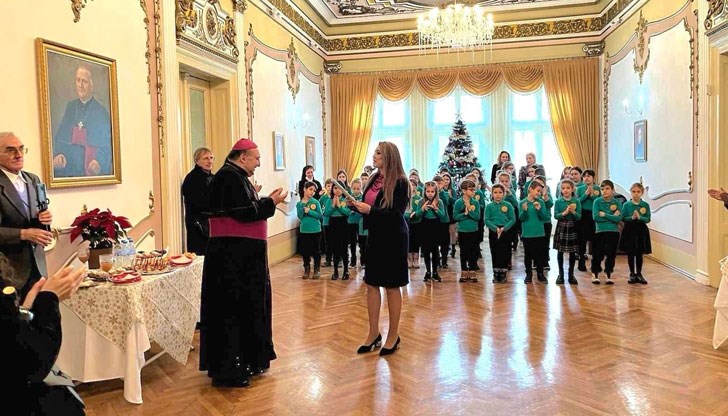 В католическата епископска резиденция днес се проведе традиционният тържествен прием по случай предстоящите празници Рождество Христово и Нова Година