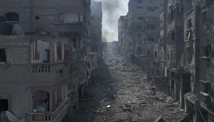 Първата фаза включва примирие за най-малко две седмици и освободени 40 израелски заложници и 120 затворници палестинци Първата фаза включва примирие за най-малко две седмици и освободени 40 израелски заложници и 120 затворници палестинци