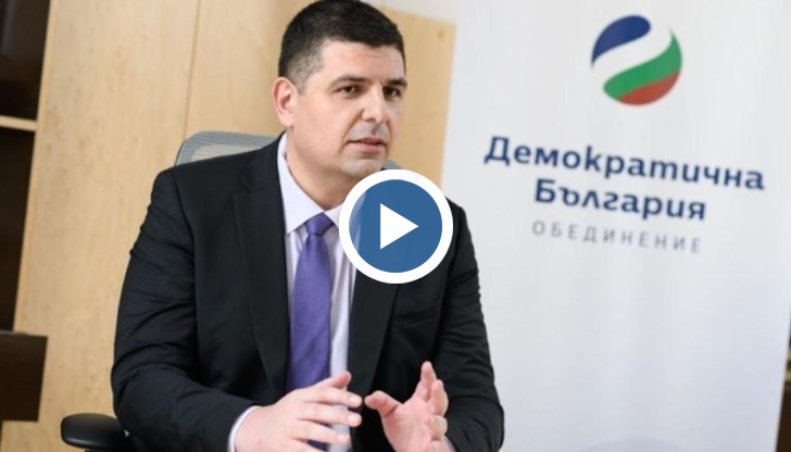 ДАНС не работи по никакъв начин по отношение на руското влияние. В момента се спират разследвания, посочи той