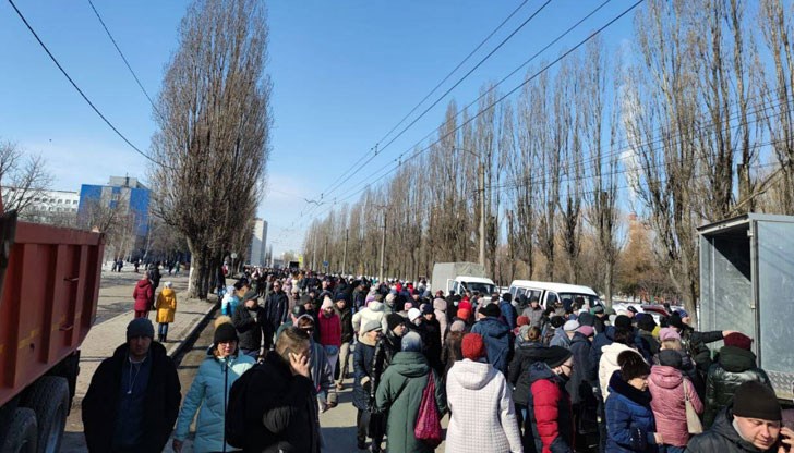 Ето ви го светлото бъдеще, написа режисьорът Тео Ушев
