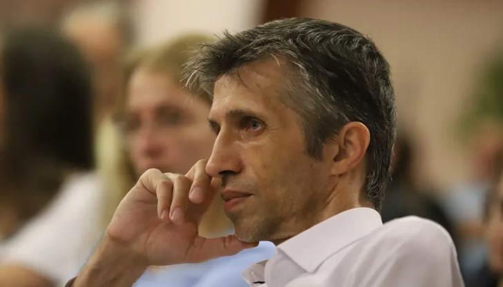 Новият собственик ще може да увеличава продажната цена в бензиностанциите Новият собственик ще може да увеличава продажната цена в бензиностанциите