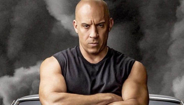 Делото е заведено от бивша асистентка на звездата Делото е заведено от бивша асистентка на звездата