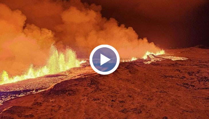 Кратерът се активизира след седмици на интензивни земетресения