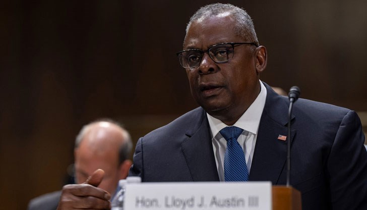 Няма да позволим на нашите врагове да ни разделят или отслабят, подчерта министърът на отбраната на САЩ Няма да позволим на нашите врагове да ни разделят или отслабят, подчерта министърът на отбраната на САЩ