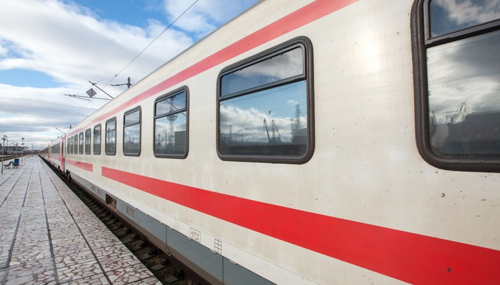 Засегнати са около 30 000 пътници, които са блокирани в Лондон, Париж, Брюксел или Амстердам Засегнати са около 30 000 пътници, които са блокирани в Лондон, Париж, Брюксел или Амстердам