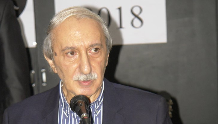 В премиерското обръщение от 353 думи нито веднъж не е споменато Рождество Христово, написа Кеворкян в социалната мрежа