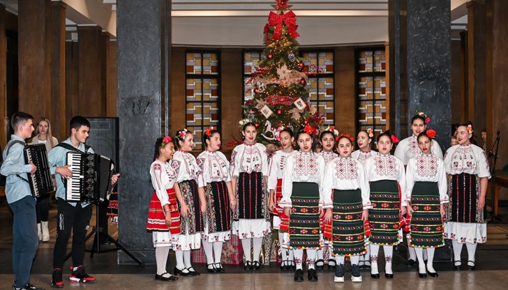 На нея са закачени снимки с над 20 инициативи на Окръжен и Районен съд, Окръжна и Районна прокуратура, както и събития проведени със съдействието на Адвокатска колегия Русе