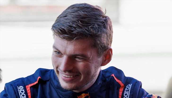Трикратният световен шампион във Формула 1 бил твърде млад за толкова мощен автомобил